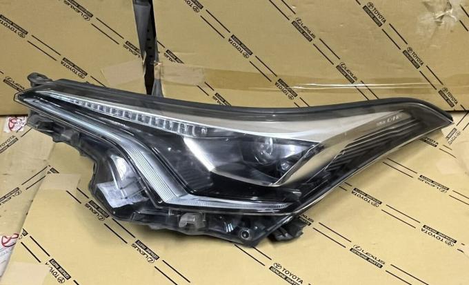 Фара Левая Toyota C-HR LED 2016-2019 81170-F4340