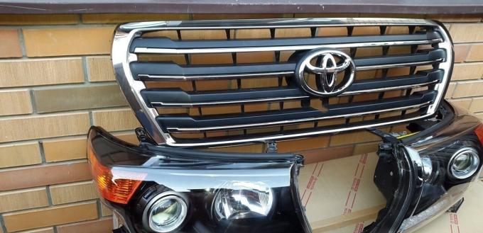 Фара Brownstone Toyota Land Cruiser 200 PZ36760510