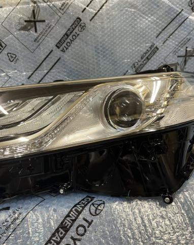 Фара Левая Toyota Camry 2021-2023 Full LED 81185-33D72