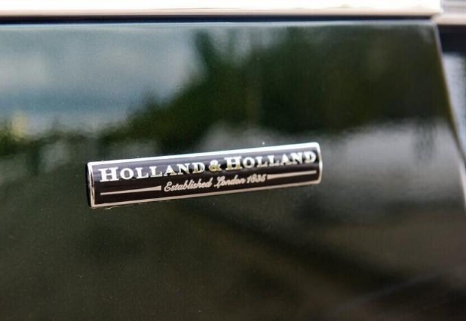 Эмблема Land Rover Range Rover 4 Holland&Holland