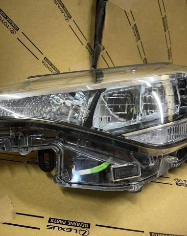 Фара Левая Toyota C-HR LED 2019-2022 81150-F4180-00