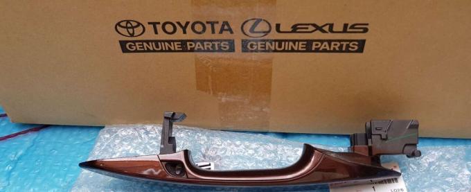 Ручка задней двери Lexus NX 2015-2021 69220-48080-E1