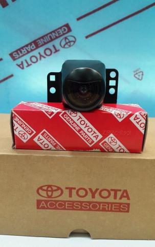 Видеокамера передняя Toyota Land Cruiser 200 86790-60200