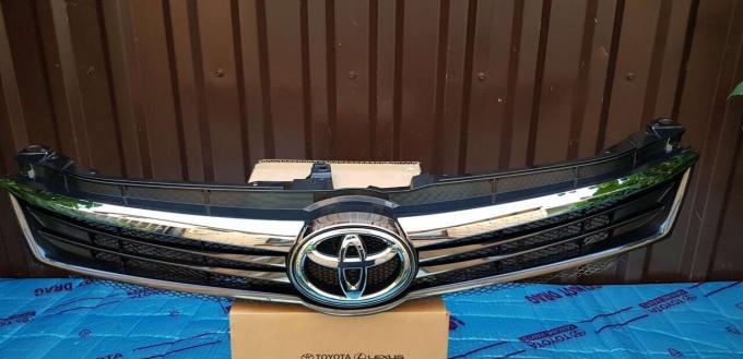 Решетка радиатора Toyota Camry 55 2013-2017 53101-33510