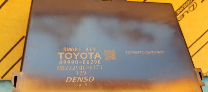Блок Smart Key Toyota Camry V70 2018-2021 89990-06290