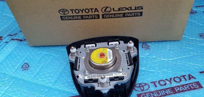 Подушка безопасности Toyota Camry 55 2014-2017 45130-33540-C0