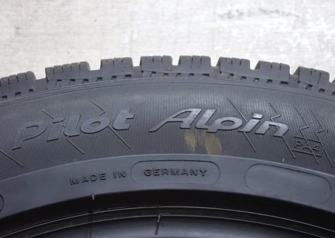 Michelin Pilot Alpin 225/55 R18 102V