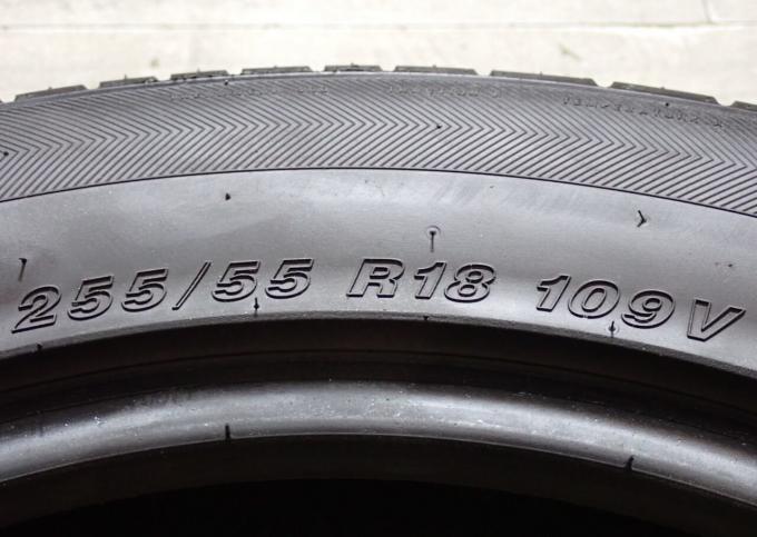 Achilles Desert Hawk UHP 255/55 R18 109V