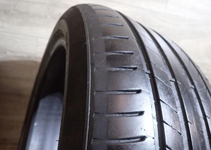 Pirelli Scorpion 255/45 R19 100V