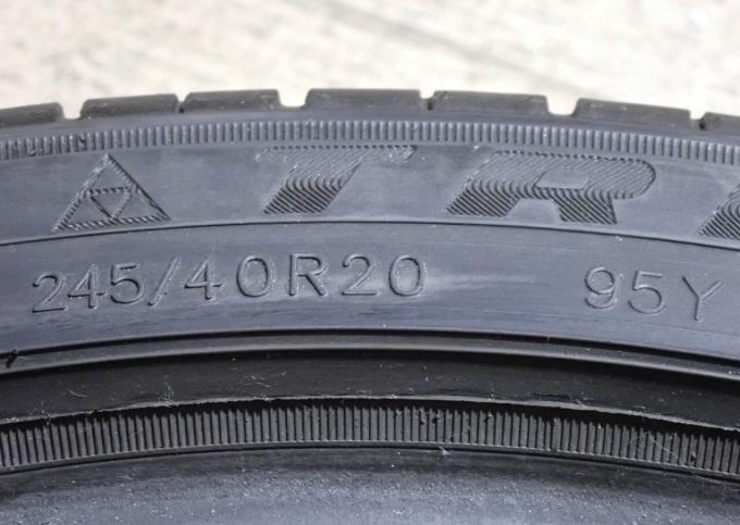 Triangle Sportex TSH11 245/40 R20 95Y