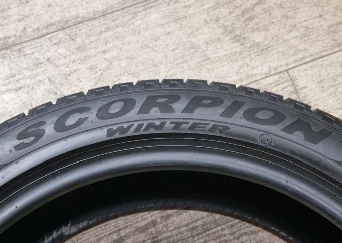Pirelli Scorpion Winter 285/40 R22 и 325/35 R22 114V