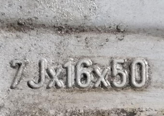 Два оригинальных диска R16 Volvo XC70