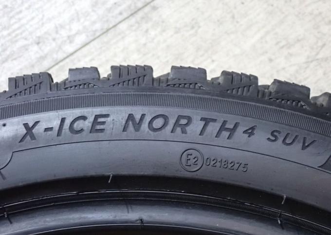 Michelin X-Ice North 4 SUV 275/40 R21 107T