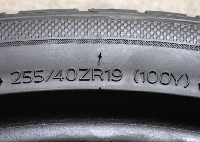 Hankook Ventus S1 Evo 3 K127 255/40 R19 100Y