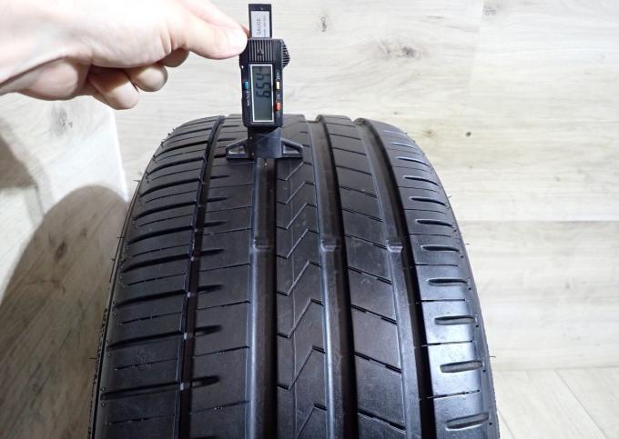 Falken Azenis FK-510 245/35 R19 93Y