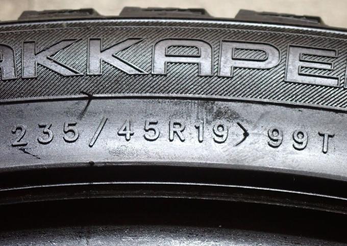 Nokian Tyres Hakkapeliitta R3 235/45 R19 99T