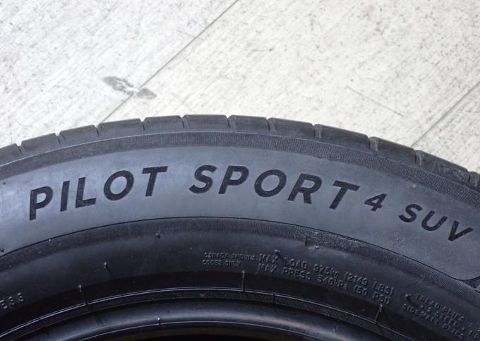 Michelin Pilot Sport 4 SUV 235/60 R18 107W