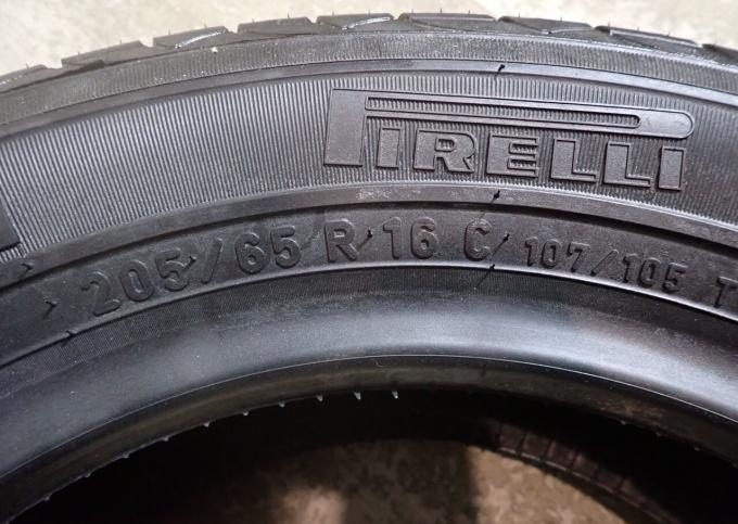 Pirelli Chrono 205/60 R16C 107T