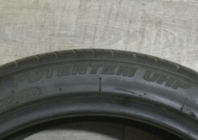 Event Potentem UHP 255/40 R19 100W