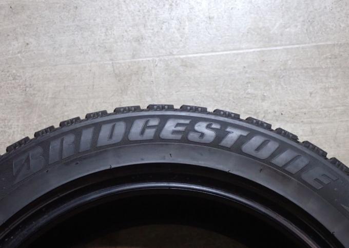 Bridgestone Ice Cruiser 7000 255/50 R19 107T