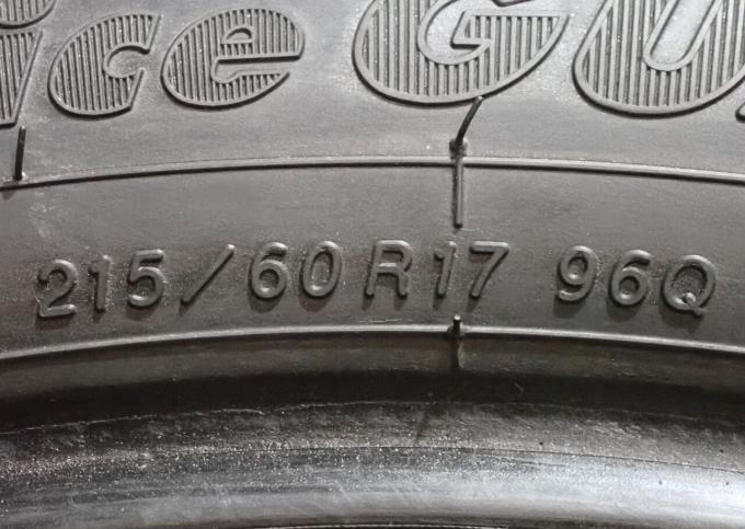 Yokohama Ice Guard F700Z 215/60 R17 96Q