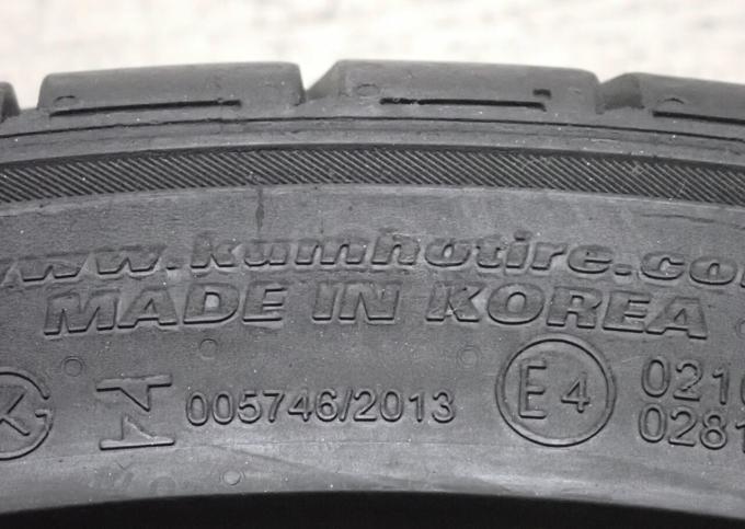 Kumho Ecsta PS71 255/35 R20 97Y