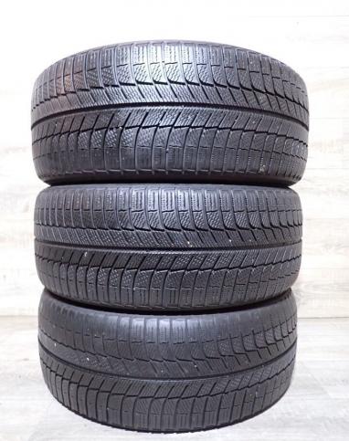 Michelin X-Ice XI3 245/45 R19 102H