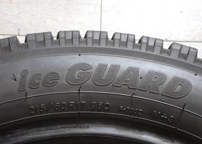 Yokohama Ice Guard F700Z 215/60 R17 96Q