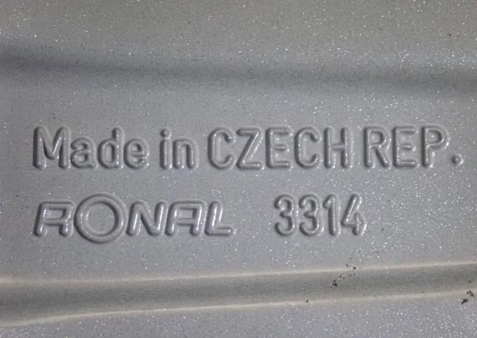 Один оригинальный диск R20 AMG Mercedes ML