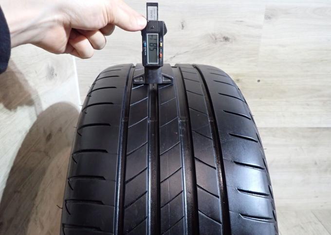 Bridgestone Turanza T005 225/45 R18 и 255/40 R18 95Y