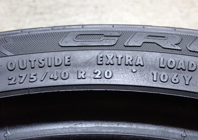 Continental CrossContact UHP E 275/40 R20 106Y