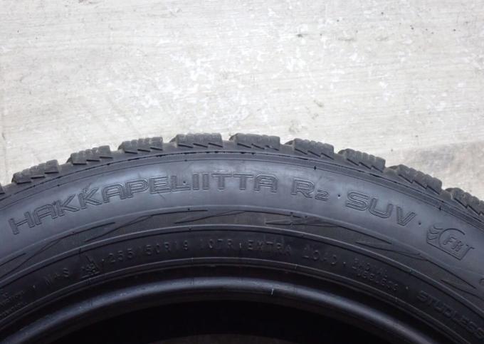 Nokian Tyres Hakkapeliitta R2 SUV 255/50 R19 19R