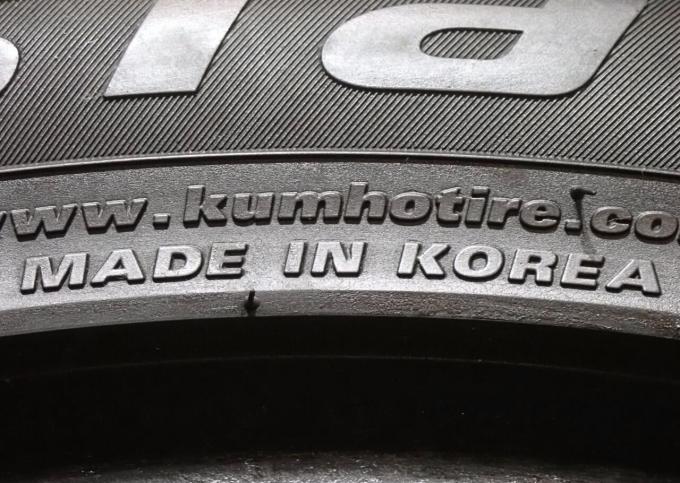 Kumho Ecsta HS51 215/50 R17 95W