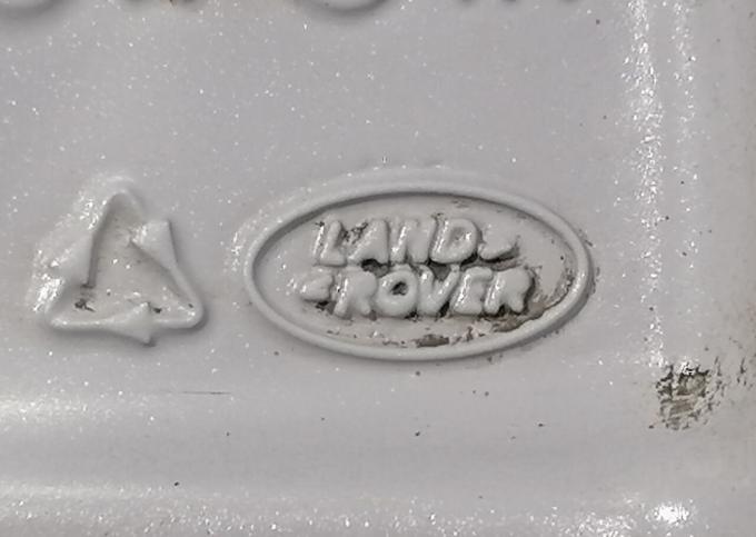 Оригинальные R20 диски Land Rover Defender
