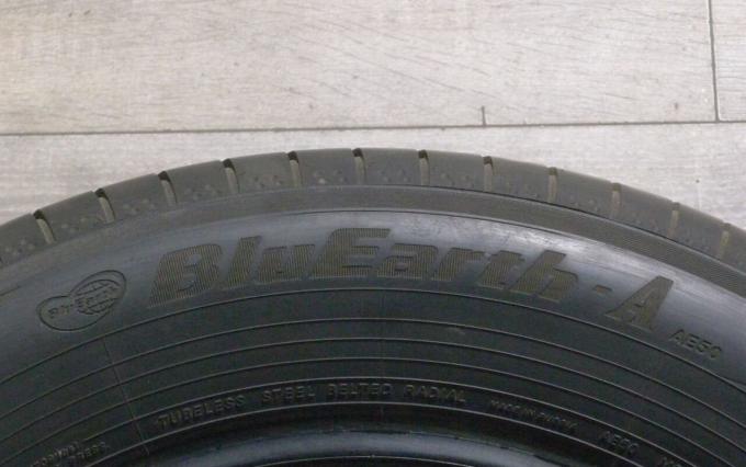 Yokohama BluEarth-A AE-50 215/65 R17 99V