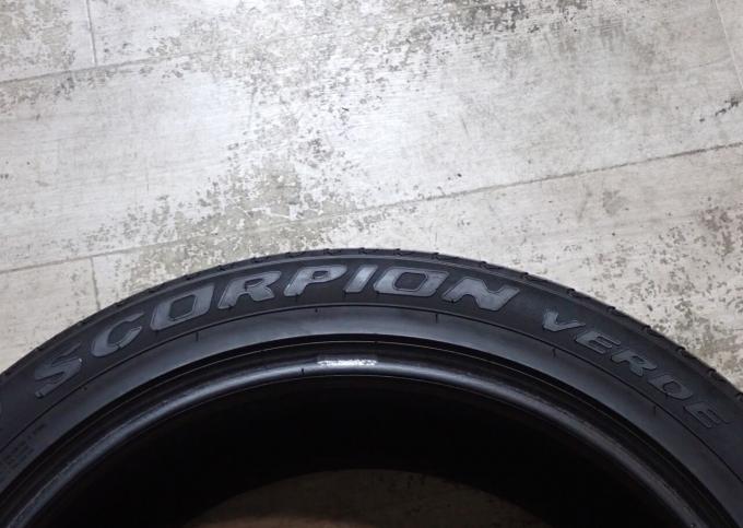 Pirelli Scorpion Verde 295/40 R21 111Y