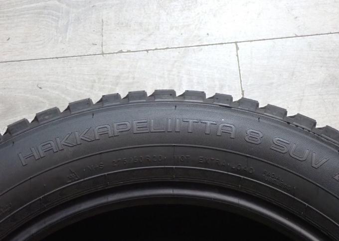 Nokian Tyres Hakkapeliitta 8 SUV 275/50 R20 113T