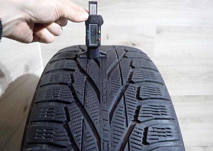 Nokian Tyres Hakkapeliitta R2 SUV 255/50 R19 19R