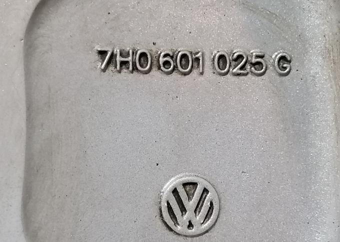 Оригинальные R17 диски VW Transporter
