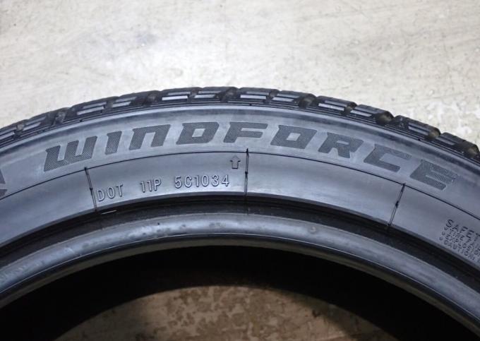 Windforce Snowblazer UHP 235/45 R18 98V