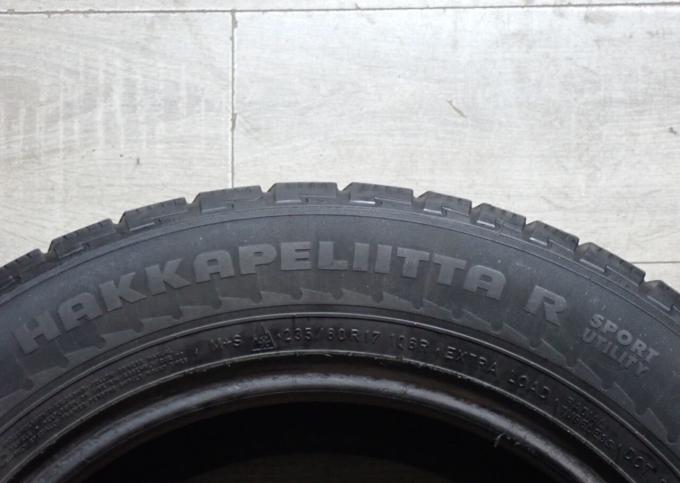 Nokian Tyres Hakkapeliitta R 235/60 R17 106R