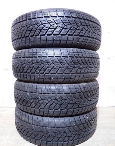 Goodyear UltraGrip Ice 225/65 R17 102T