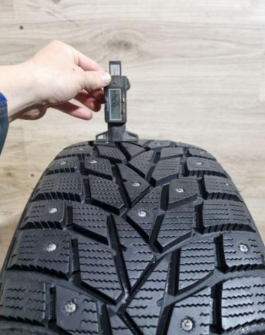 Dunlop SP Winter Ice 02 245/40 R20 99T