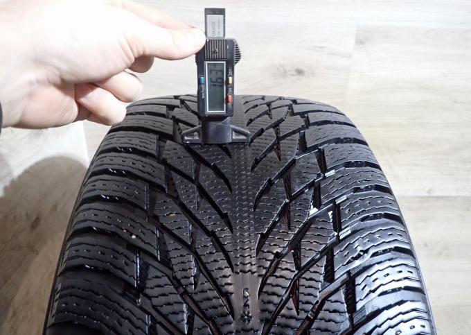 Nokian Tyres Hakkapeliitta R3 275/40 R19 101T