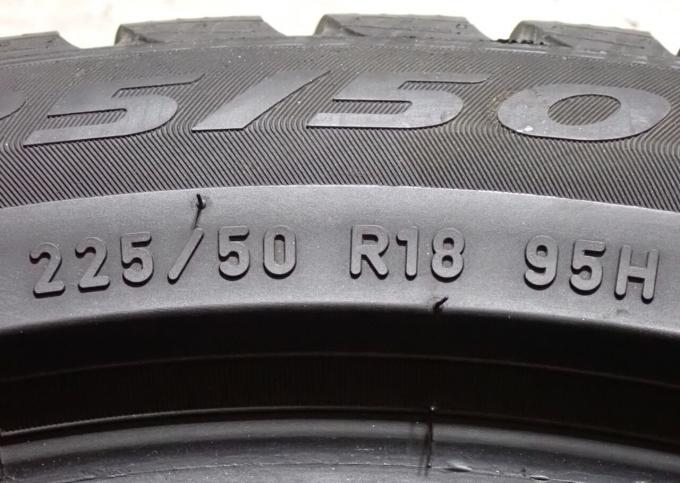 Pirelli Winter Sottozero 3 225/50 R18 95H