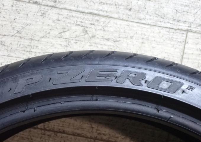 Pirelli P Zero 225/35 R19 88Y