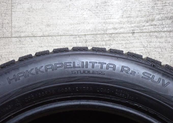 Nokian Tyres Hakkapeliitta R2 SUV 235/55 R19 105R