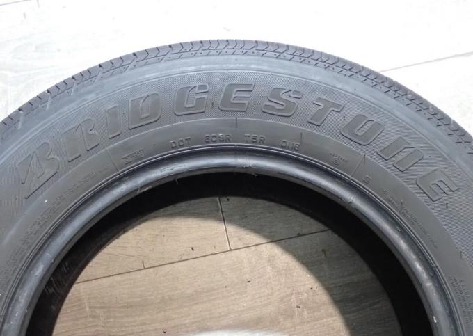 Bridgestone Dueler H/T 684III 245/65 R17 111T