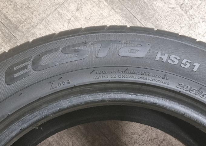 Kumho Ecsta HS51 205/55 R16 91V
