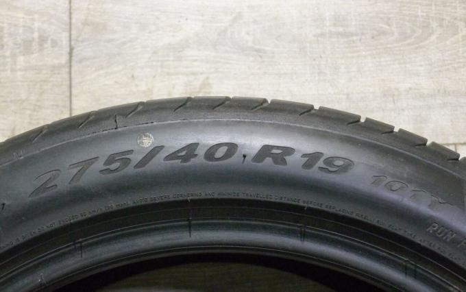 Pirelli P Zero 275/40 R19 101Y